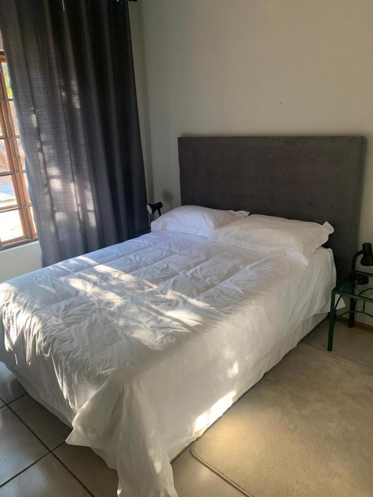 86 Pendleberry Grove * Bela-Bela